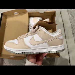 SOLD Womens Dunk Low Next Nature 'Light
Orewood Brown'